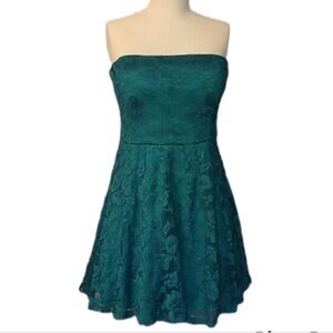 Love reign gently worn strapless lace overlay dres